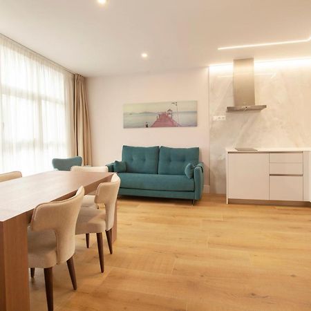Apartamentos Reina Victoria 桑坦德 外观 照片