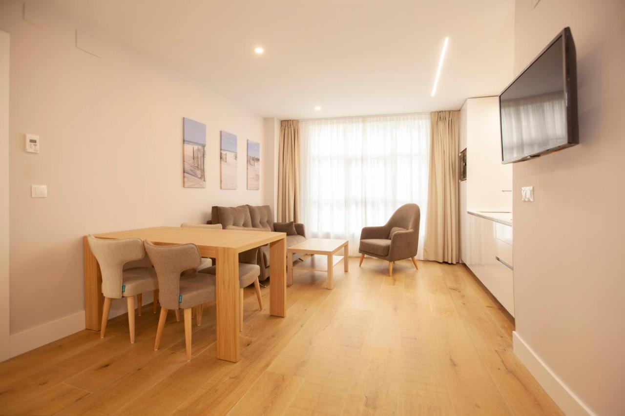 Apartamentos Reina Victoria 桑坦德 外观 照片