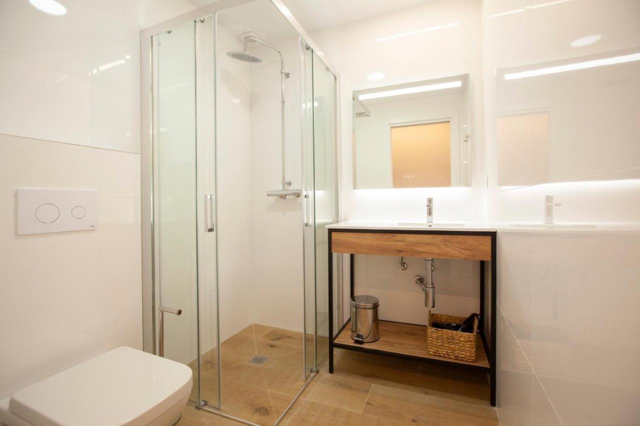 Apartamentos Reina Victoria 桑坦德 外观 照片