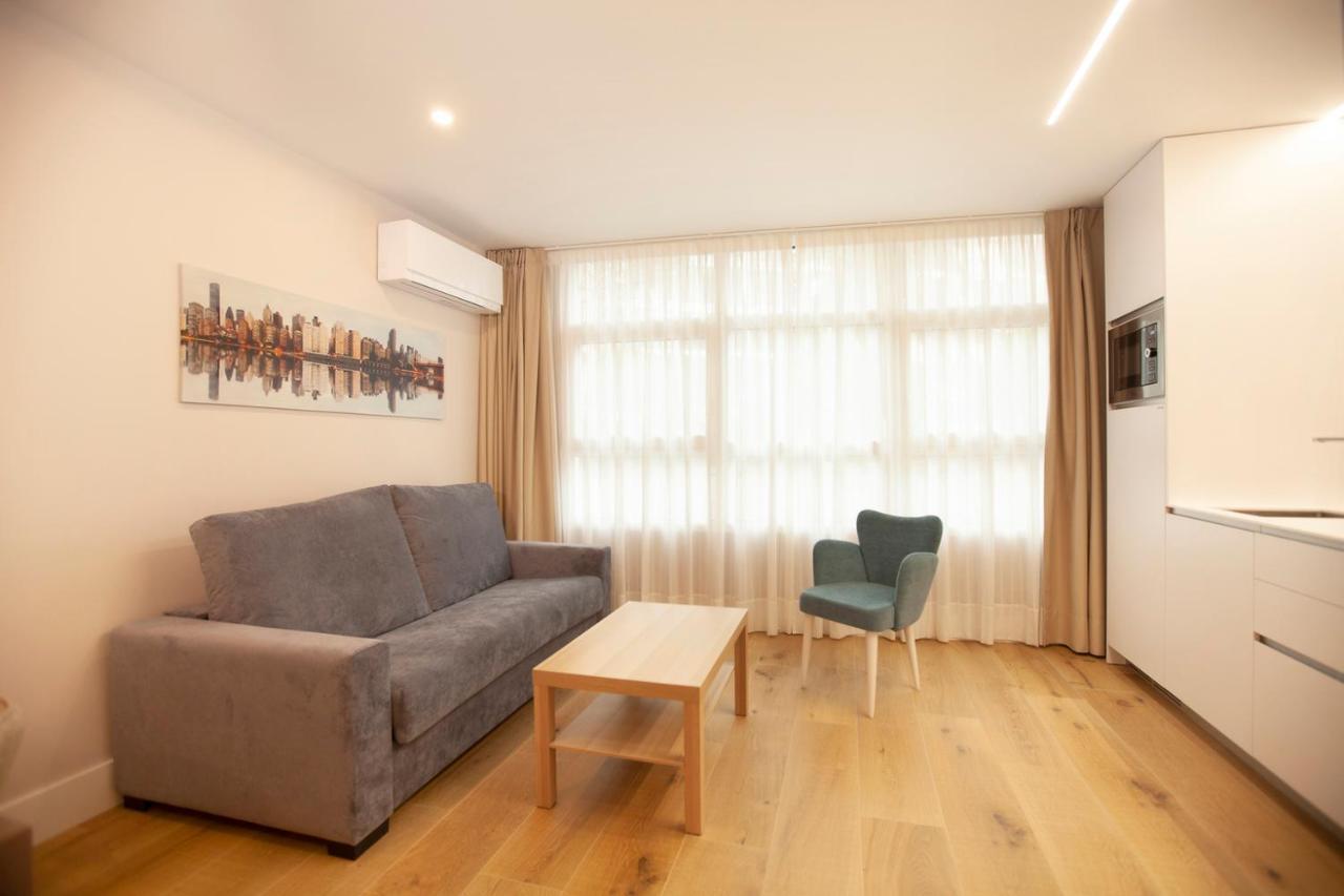 Apartamentos Reina Victoria 桑坦德 外观 照片
