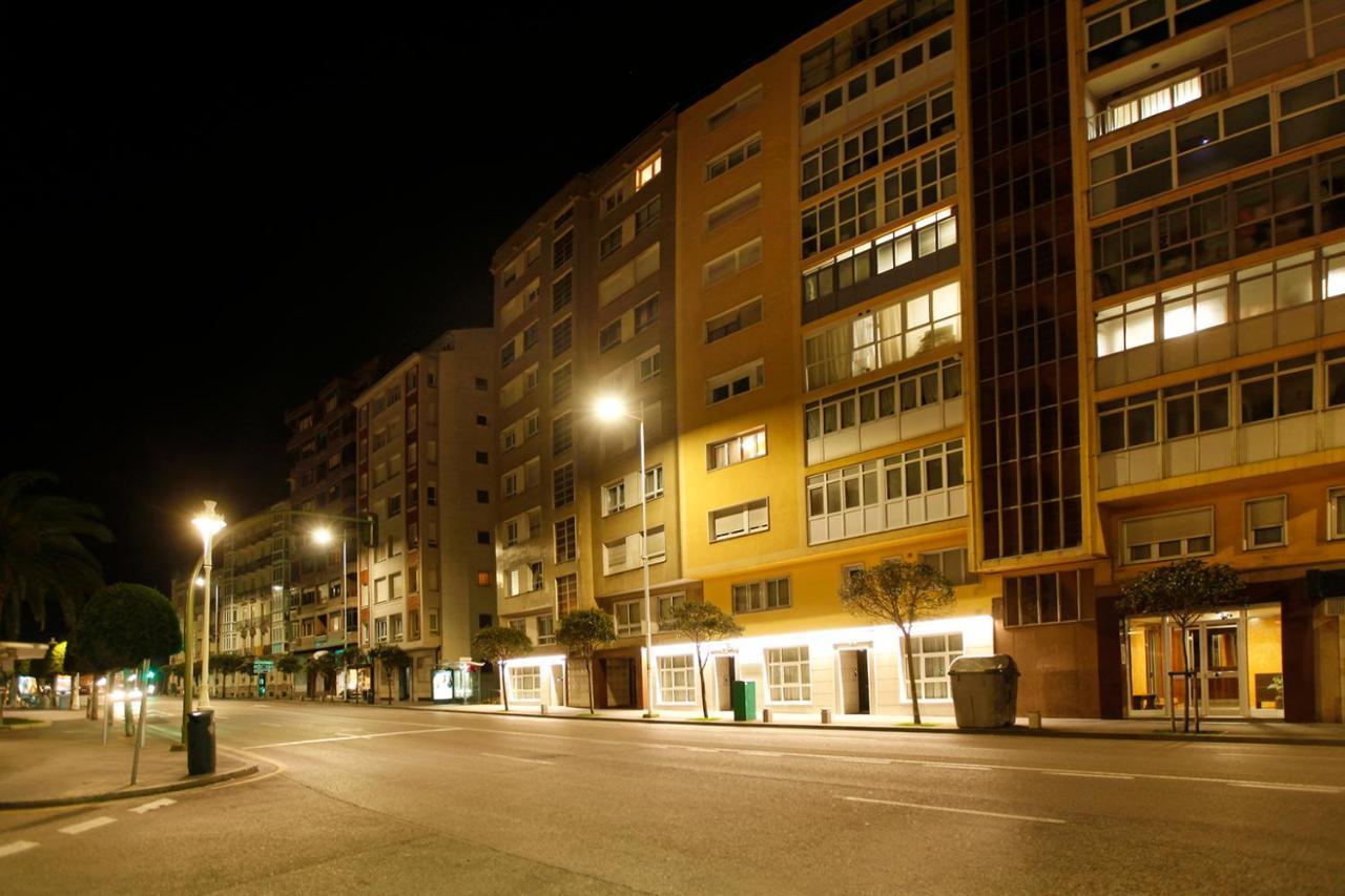 Apartamentos Reina Victoria 桑坦德 外观 照片