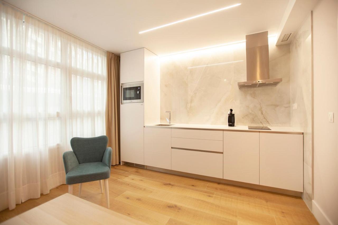 Apartamentos Reina Victoria 桑坦德 外观 照片