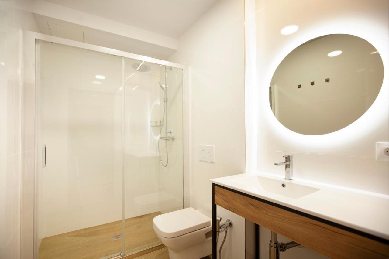 Apartamentos Reina Victoria 桑坦德 外观 照片