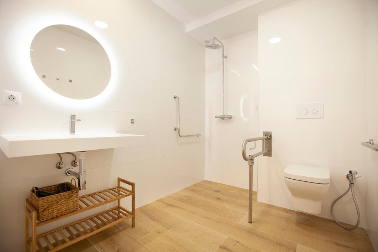 Apartamentos Reina Victoria 桑坦德 外观 照片